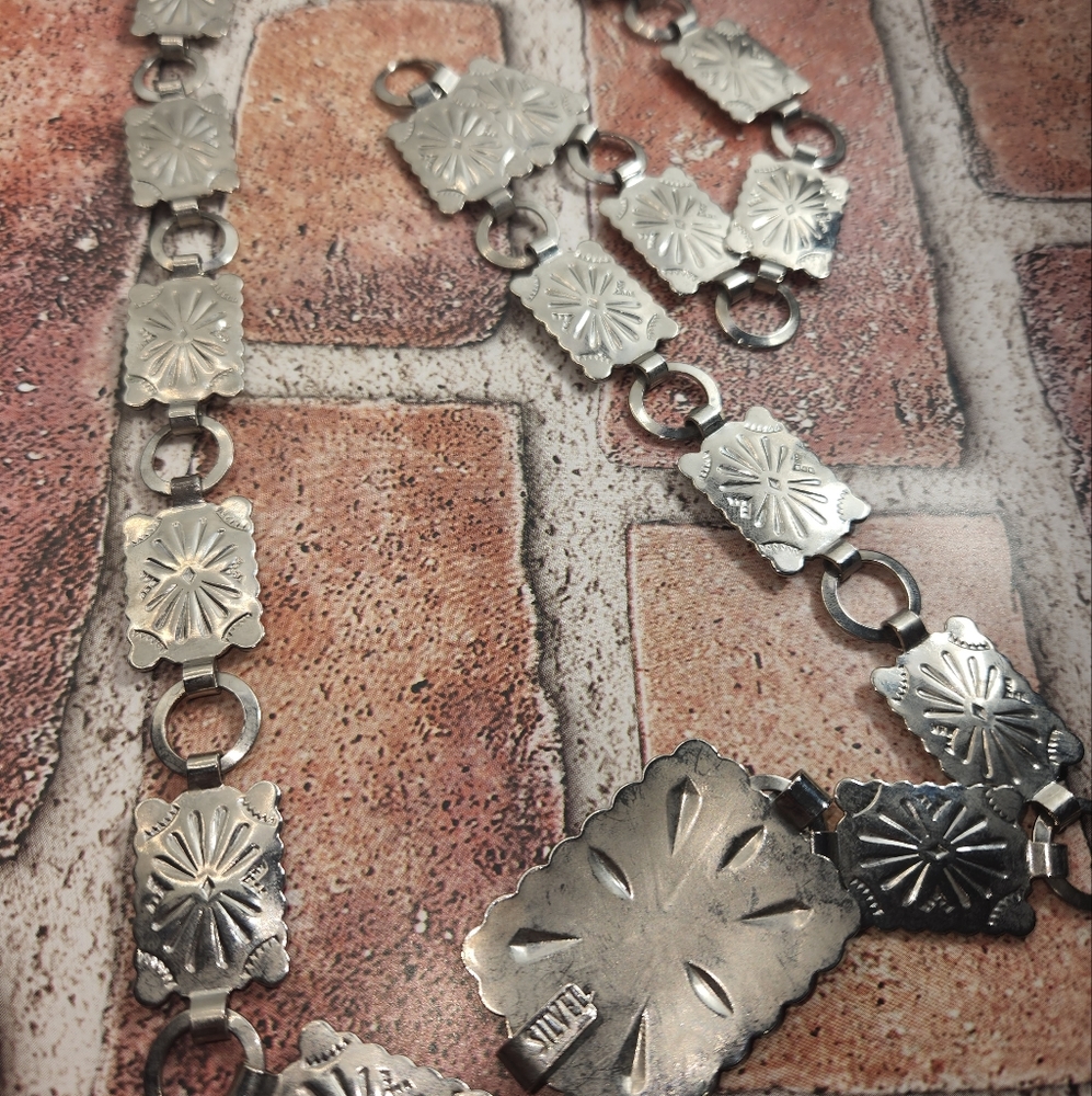 #1531 GORGEOUS VINTAGE MID 1900 SIGNED (SILVEL) FLOWER BELT 33"INCHES